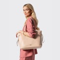 Dámska shopper kabelka z ekologickej kože béžová so sťahovacími šnúrkami 100-4Y-203-9