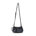 Čierna dámska crossbody kabelka Wittchen z imitácie kože s krokodílím vzorom