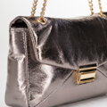 Dámska crossbody z lesklej ekokože sivá 100-4Y-217-8