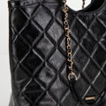 Dámska shopper kabelka z ekokože s geometrickým prešívaním čierna 99-4Y-624-1