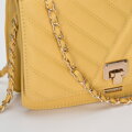 Prešívaná kabelka z ekokože na retiazke žltá 94-4Y-519-Y