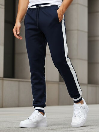 Granátové tepláky s bielym pruhom.